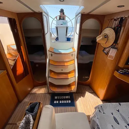 Velero Beneteau Gybsea 50 Úszó hotel